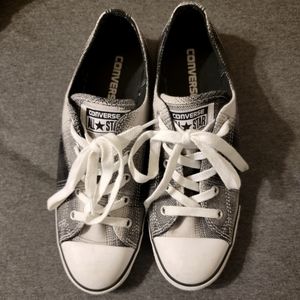 Women's plaid converse size 9